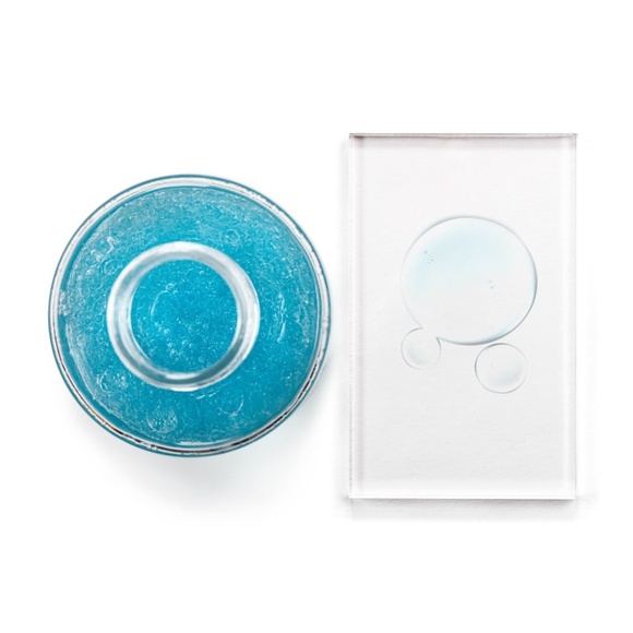 Avant Bi-Phase Hyaluronic Acid Rejuvenating Micellar Water - Picture 5 of 6